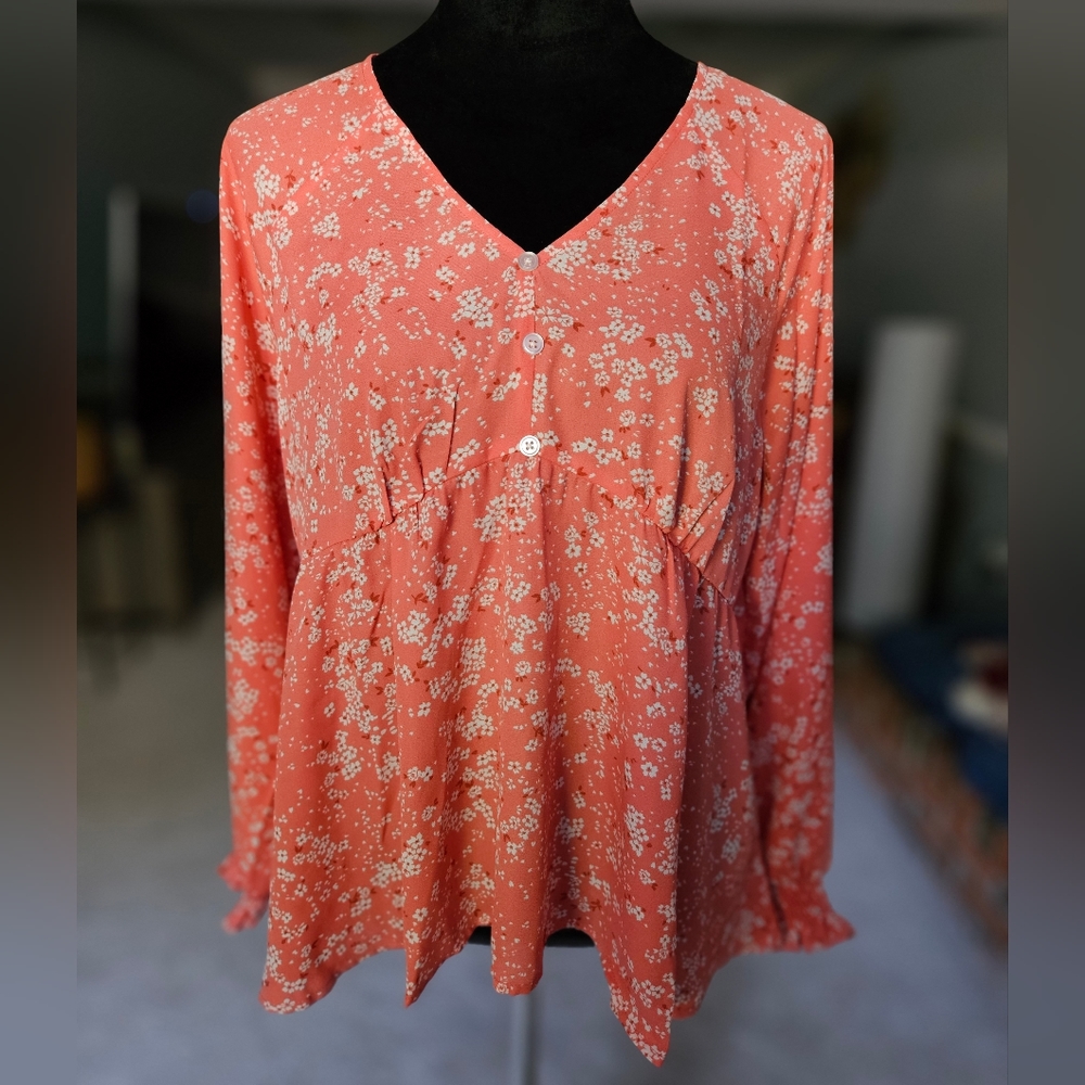 IMAN Floral Top